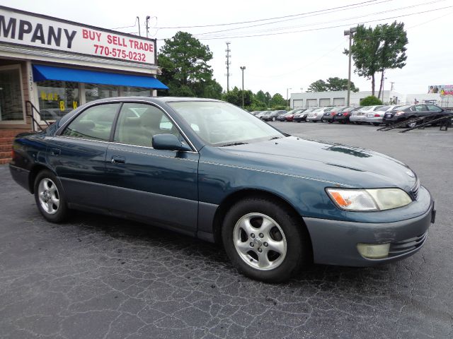 Lexus ES 300 1997 photo 1