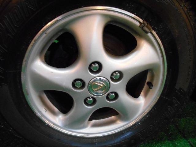 Lexus ES 300 1998 photo 2