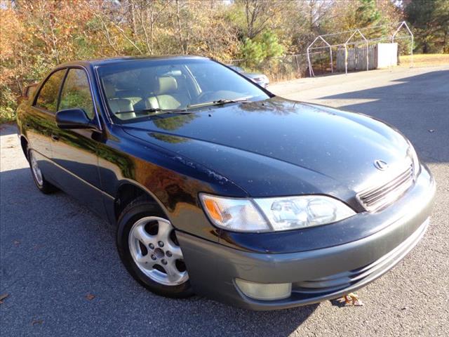 Lexus ES 300 1998 photo 1