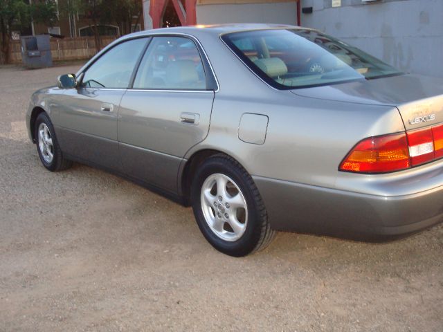 Lexus ES 300 1998 photo 0