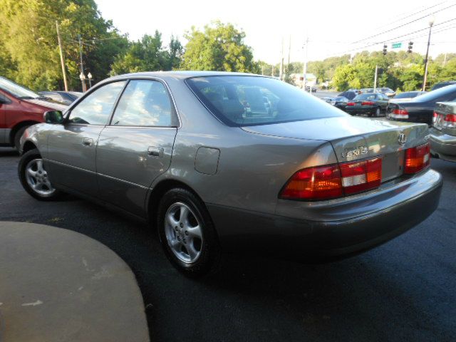 Lexus ES 300 1998 photo 11
