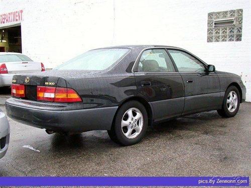 Lexus ES 300 1998 photo 1