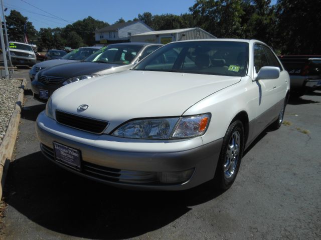 Lexus ES 300 1998 photo 1