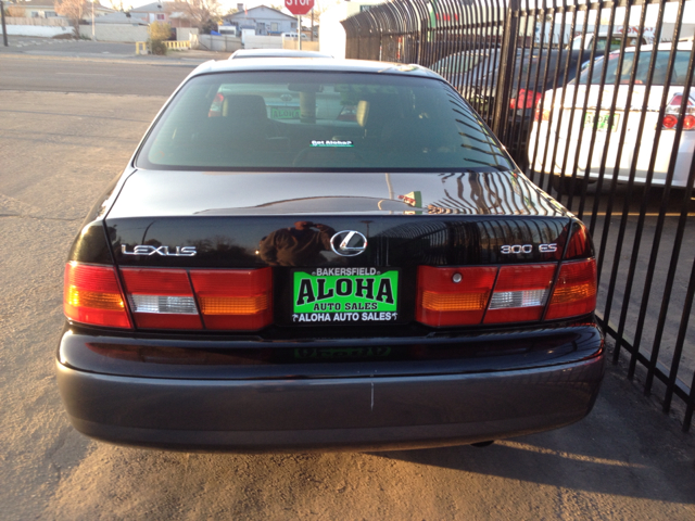 Lexus ES 300 1998 photo 1