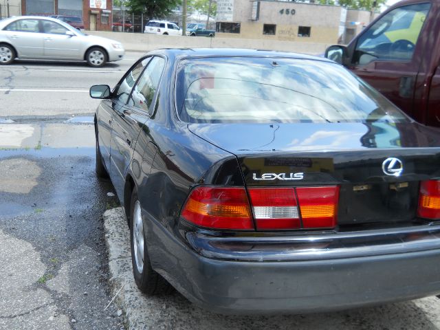 Lexus ES 300 1998 photo 0