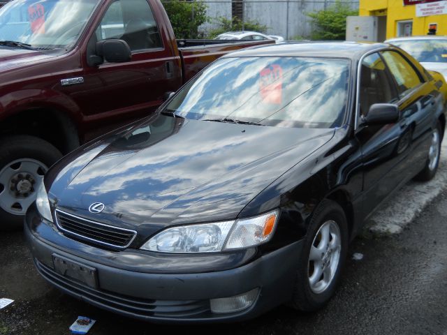 Lexus ES 300 1998 photo 4