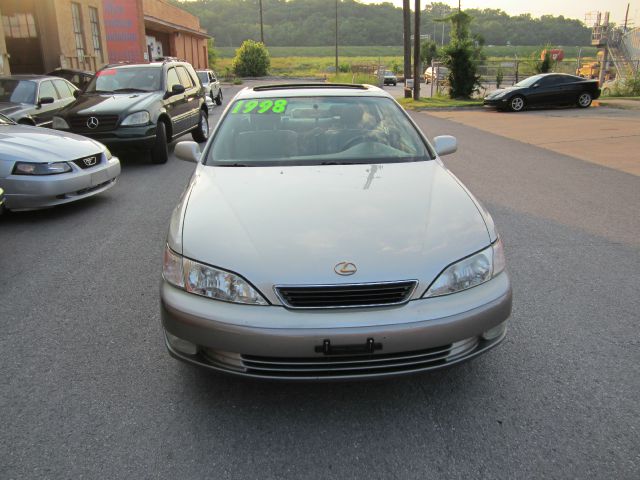 Lexus ES 300 1998 photo 4