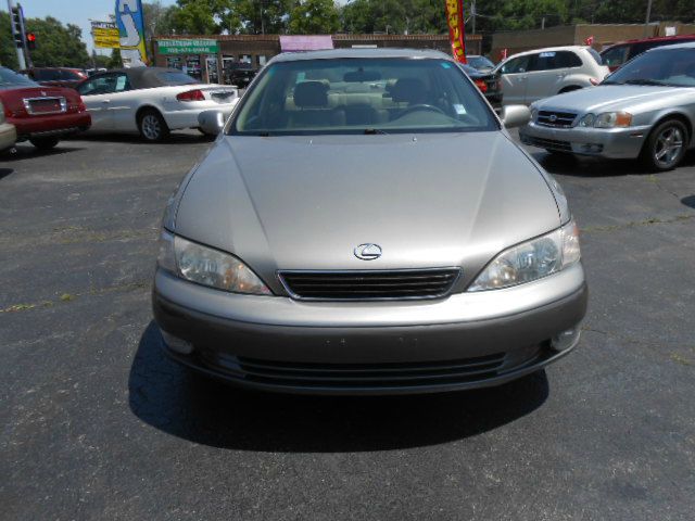 Lexus ES 300 1999 photo 3