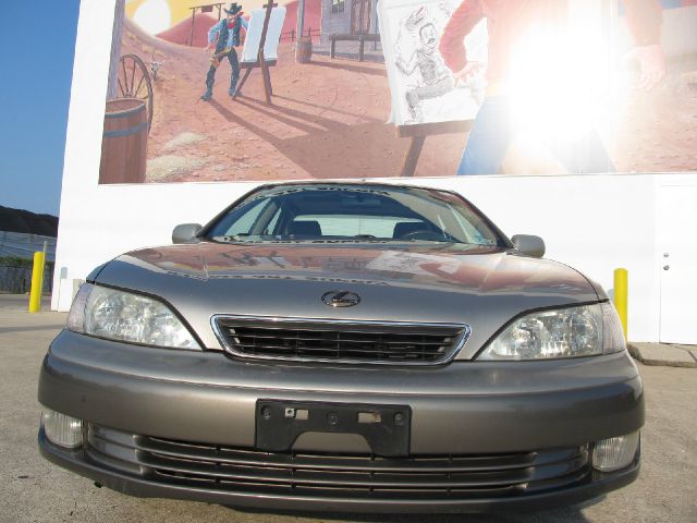 Lexus ES 300 1999 photo 3