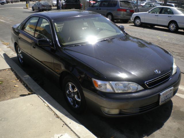 Lexus ES 300 1999 photo 1