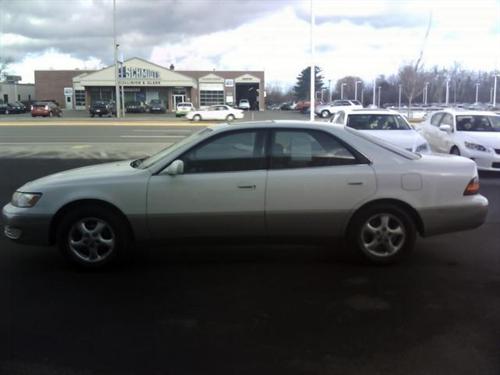 Lexus ES 300 1999 photo 1