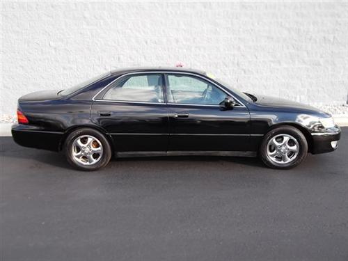 Lexus ES 300 1999 photo 4