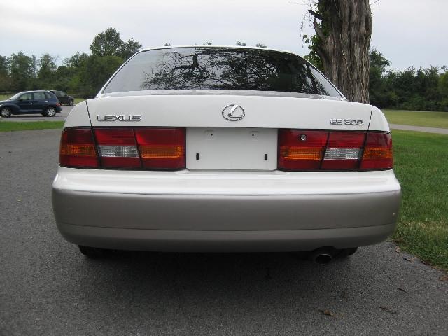 Lexus ES 300 1999 photo 5