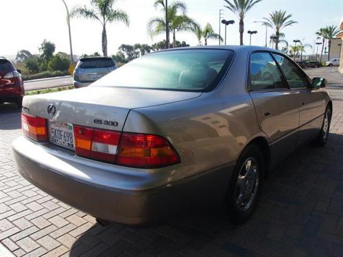 Lexus ES 300 1999 photo 3