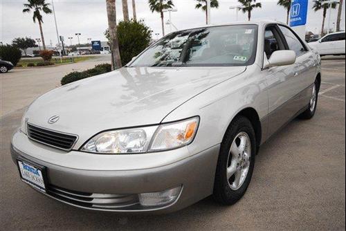 Lexus ES 300 1999 photo 5