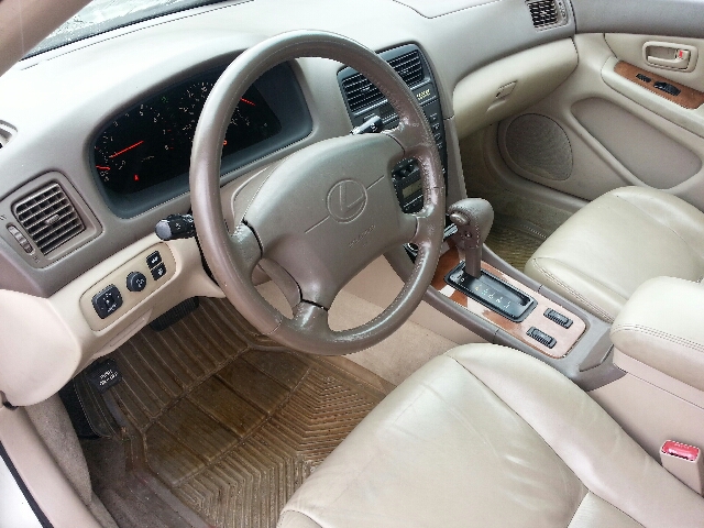 Lexus ES 300 1999 photo 4