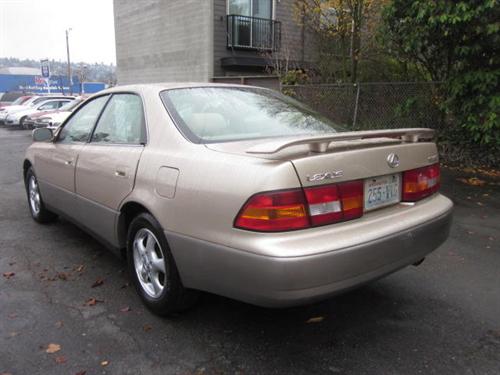 Lexus ES 300 1999 photo 3