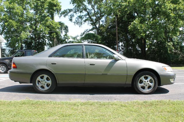 Lexus ES 300 1999 photo 1