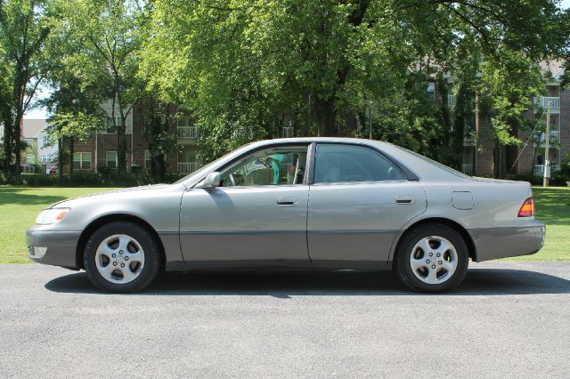 Lexus ES 300 1999 photo 4