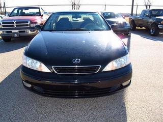 Lexus ES 300 1999 photo 1