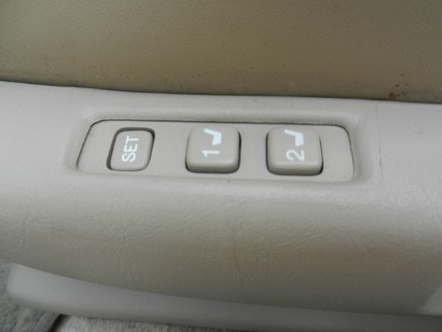 Lexus ES 300 2000 photo 5