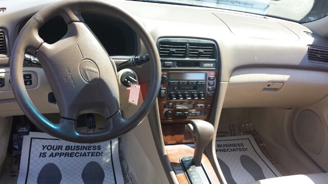 Lexus ES 300 2000 photo 4