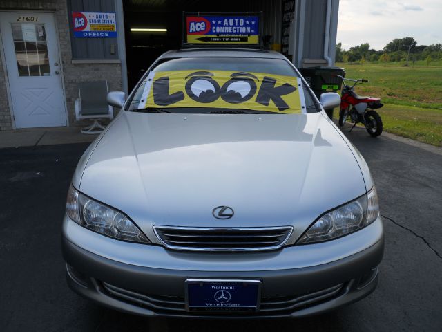 Lexus ES 300 2000 photo 3