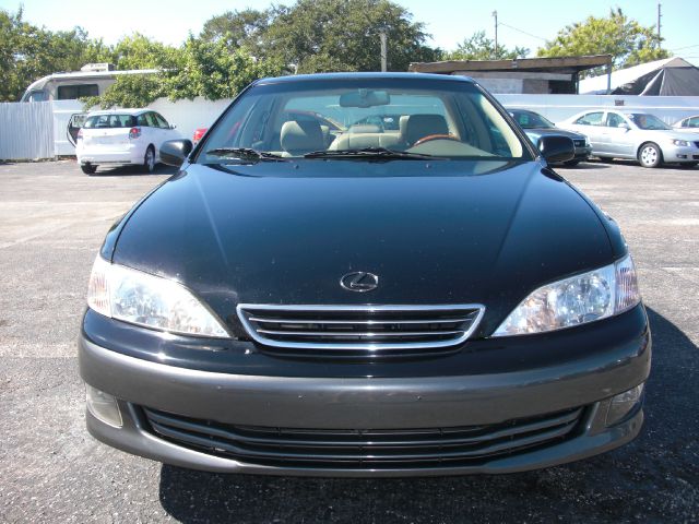 Lexus ES 300 2000 photo 2