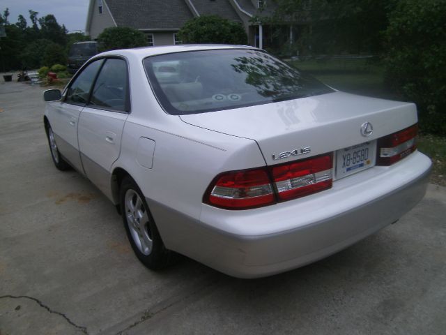 Lexus ES 300 2001 photo 8