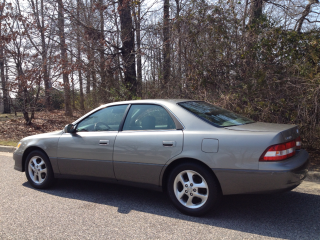 Lexus ES 300 2001 photo 3