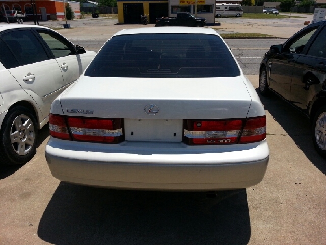 Lexus ES 300 2001 photo 4