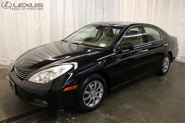 Lexus ES 300 Base Unspecified