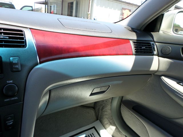 Lexus ES 300 2002 photo 18