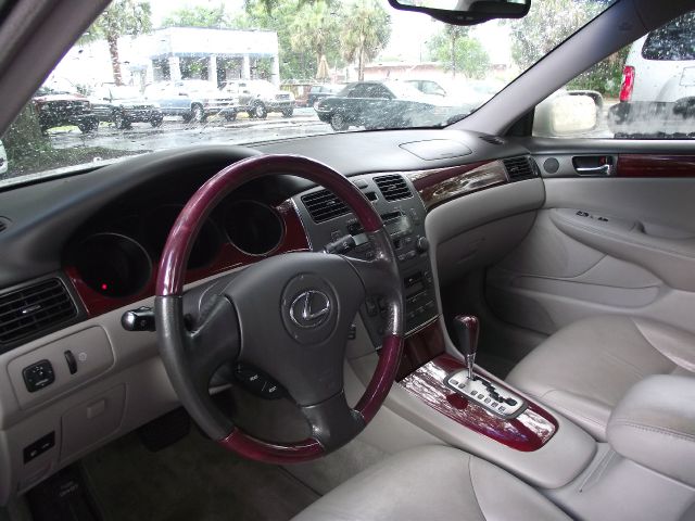 Lexus ES 300 2002 photo 2