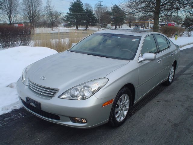 Lexus ES 300 Ram 3500 Diesel 2-WD Sedan