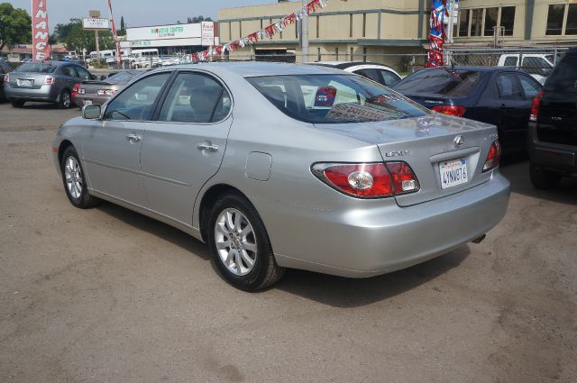 Lexus ES 300 2002 photo 4