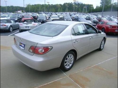 Lexus ES 300 2003 photo 2