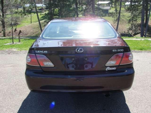 Lexus ES 300 2003 photo 2