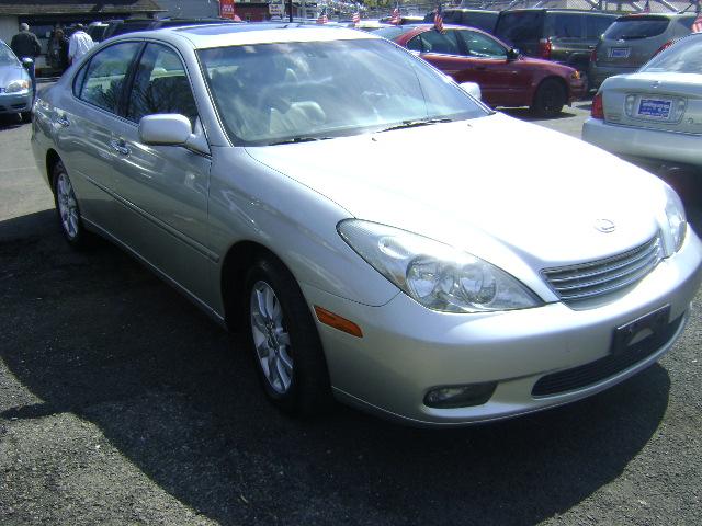Lexus ES 300 2003 photo 2