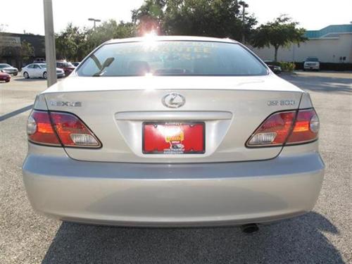 Lexus ES 300 2003 photo 2