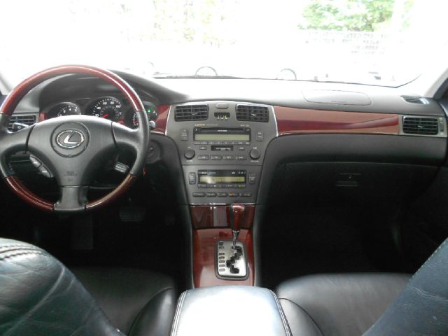 Lexus ES 300 2003 photo 11