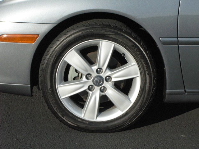 Lexus ES 330 2005 photo 2