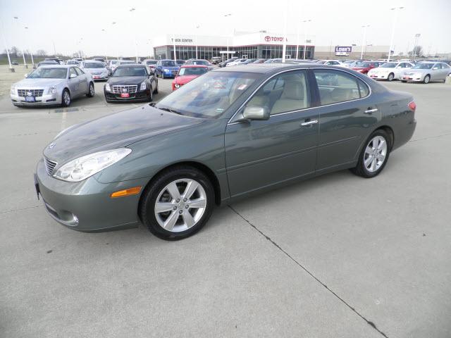 Lexus ES 330 2005 photo 2