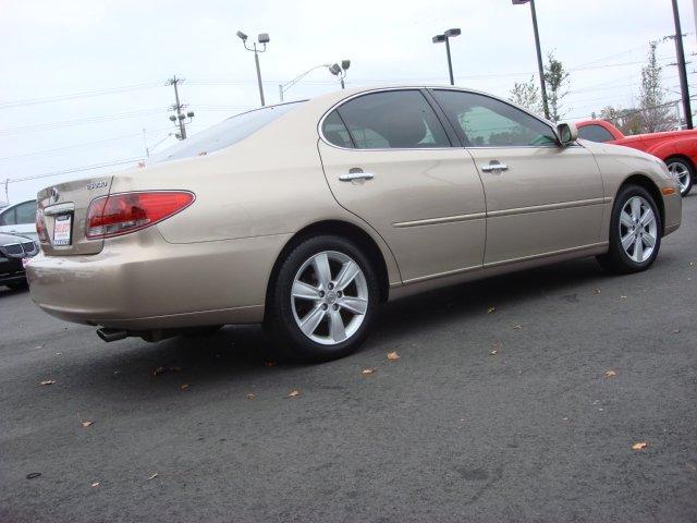 Lexus ES 330 2005 photo 2