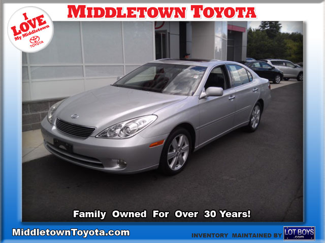 Lexus ES 330 Base Unspecified