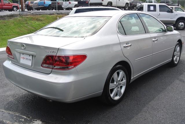 Lexus ES 330 Unknown Sedan