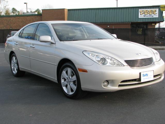 Lexus ES 330 2005 photo 2