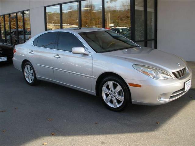 Lexus ES 330 Base Sedan