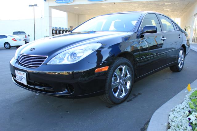 Lexus ES 330 2005 photo 2
