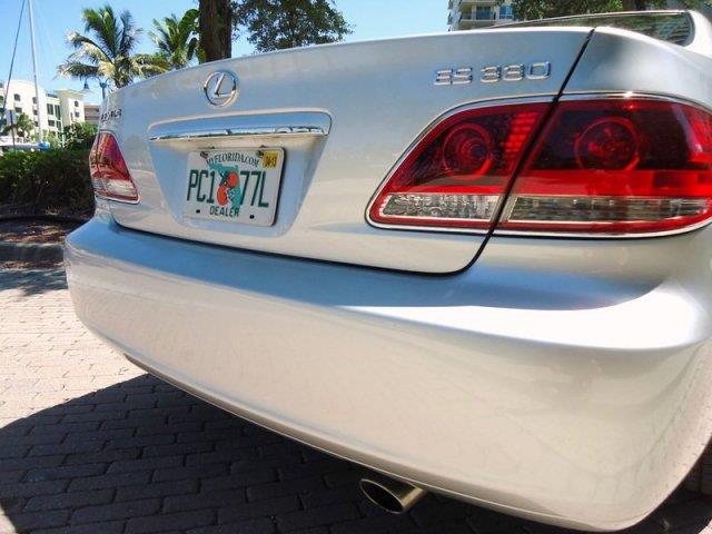 Lexus ES 330 2005 photo 11